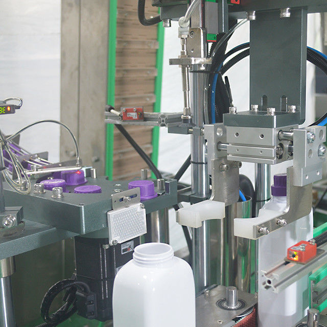 High Speed Plastic Bottle Sealing Machine Linear Capping Machine for Round Screw Caps