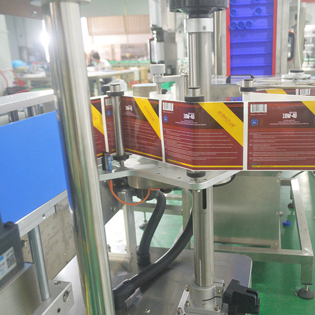Air pressure 0.6-0.8Mpa Cooking Oil Filling and Labeling Machine with 3 Capping Heads
