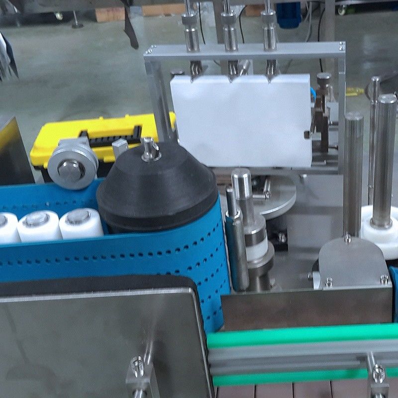 Fully Automatic Paste Labeling Machine for Round Bottle Jars Cans 400 KG Load Capacity