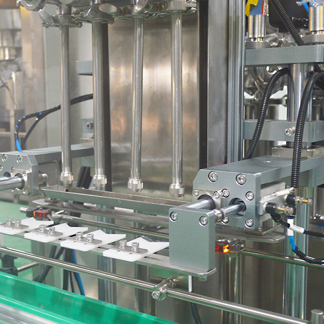 2023 Production Line 1000 Bottles per Hour with 4 Nozzle Bottle Filler and Piston Pump