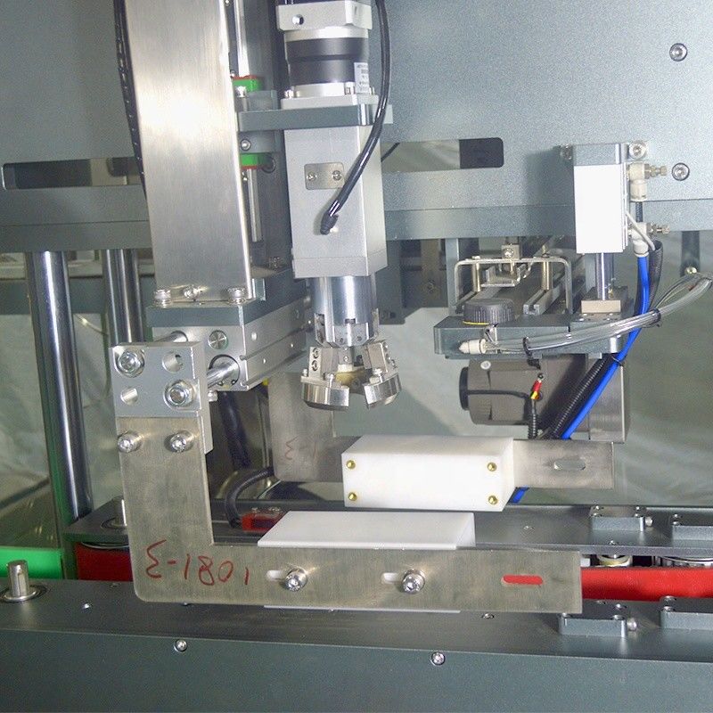 1-10L Bottle Filler Filling Sealing Machine for Lubricating Oil Engine Oil Motor Oil Solution in Manufacturing Plant