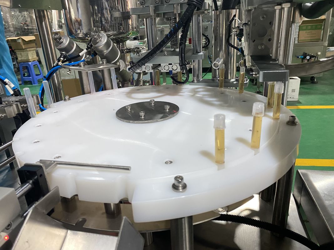 Fully Automated Chuck Filling Gland Integrated Machine for Gel Filling 1-10ml Capacity