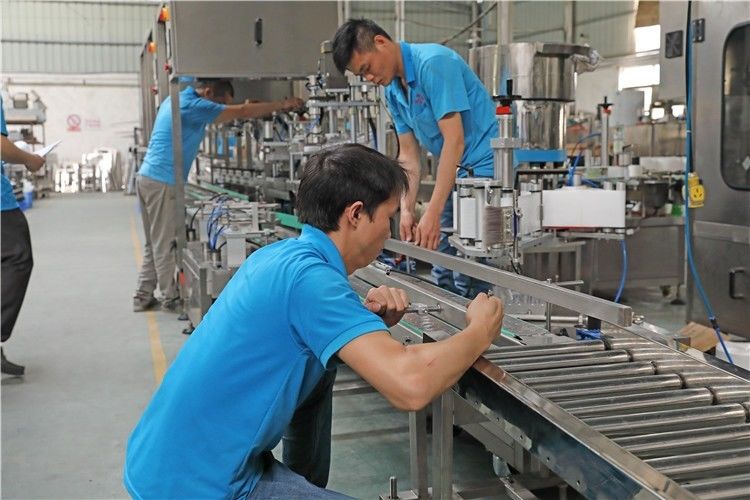 Automatic Grab Type Screw Capping Machine for Bottle Plastic Lid Metal Lid Guaranteed