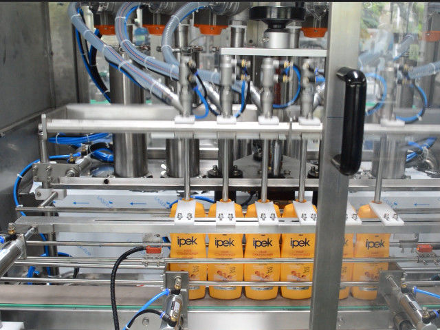 Automatic 4 Head Liquid Filling Machine for Packaging Edible Oil/Shampoo/Liquid/Detergent