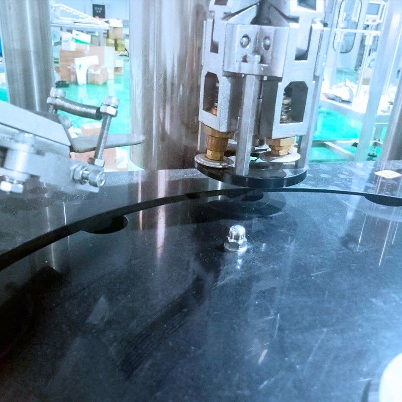 Wine/Liquor/Liquid Glass Bottle Metal Lids Capping Machine with Motor Core Components