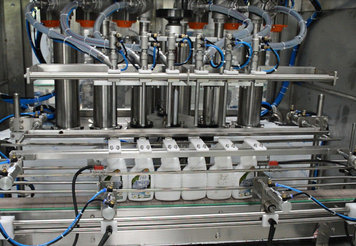 Automatic servo piston type filling machine for liquid/paste/detergent/shampoo